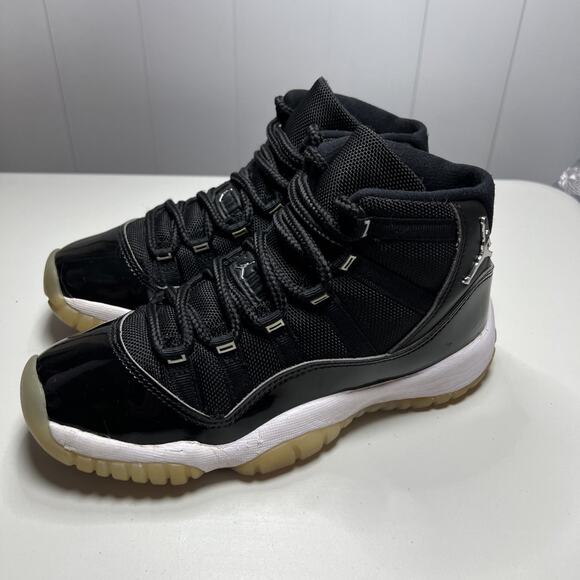 Size 4.5Y (GS) - Jordan 11 Retro High Jubilee / 25th Anniversary - Picture 1 of 8